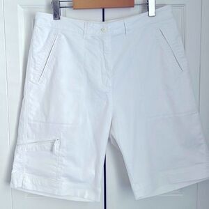 Woolrich White‎ High Rise Cargo Shorts Size 10
